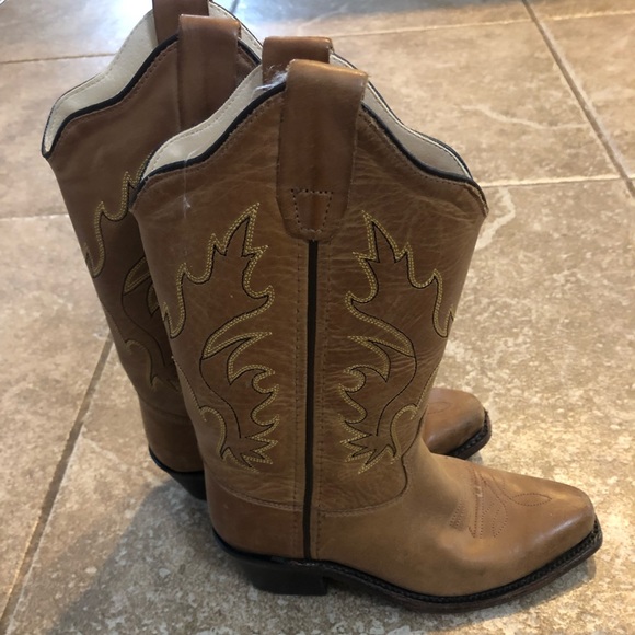 Old West Other - Girls Boots - Size 11.5 - EUC